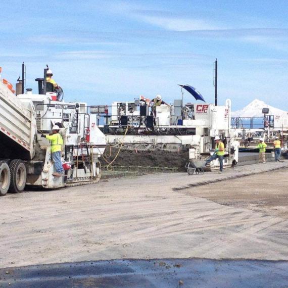 PDX South Taxiway paving photo